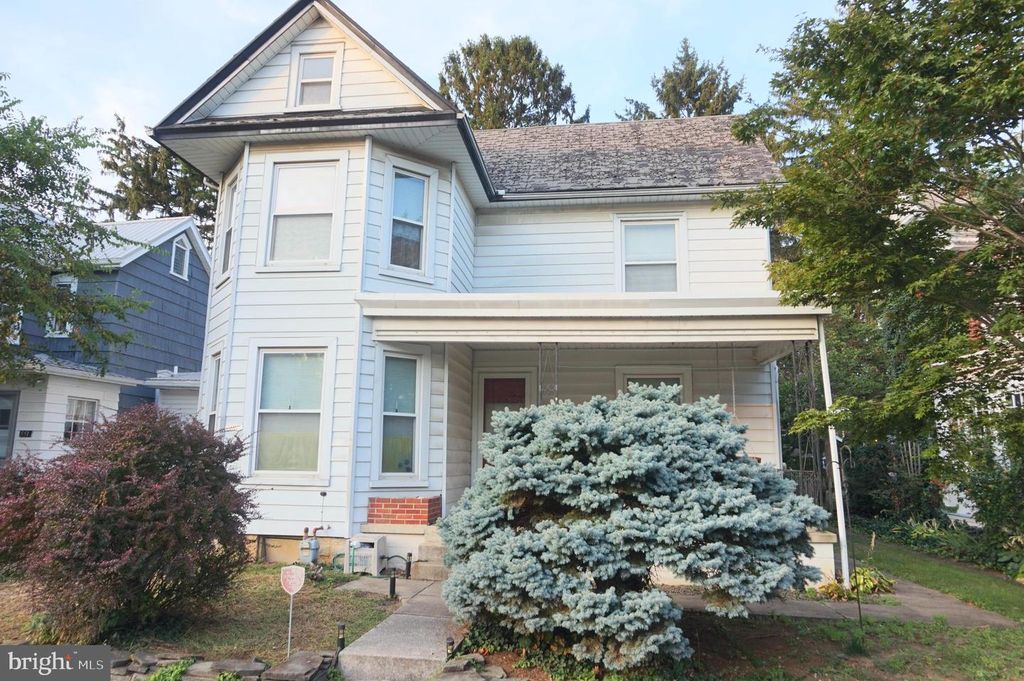 555 NELSON ST, Chambersburg, PA 17201