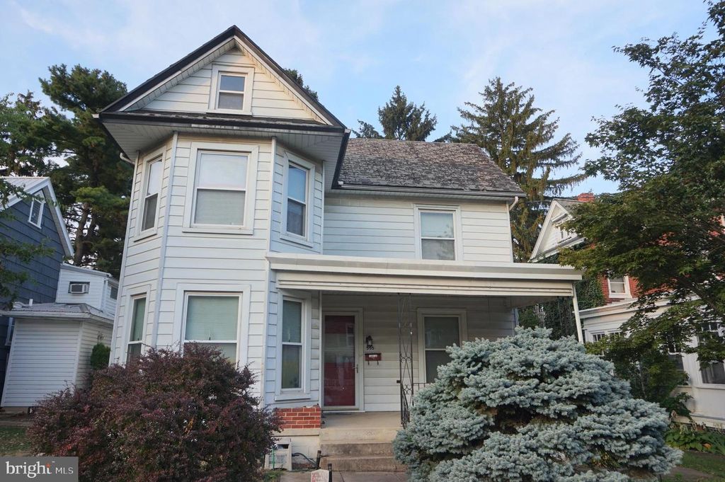 555 NELSON ST, Chambersburg, PA 17201