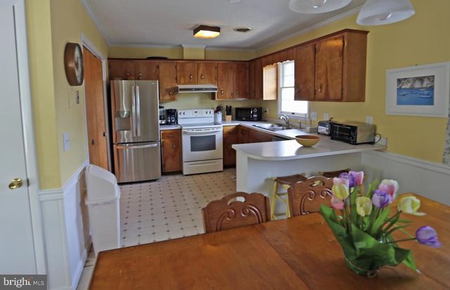 327 COUNTRY CLUB DR, Rehoboth Beach, DE 19971