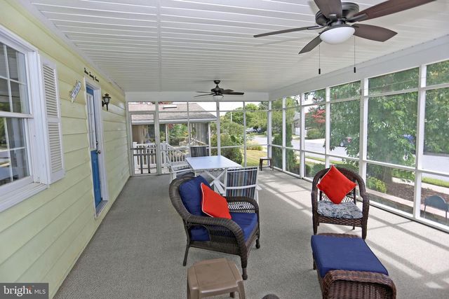 327 COUNTRY CLUB DR, Rehoboth Beach, DE 19971