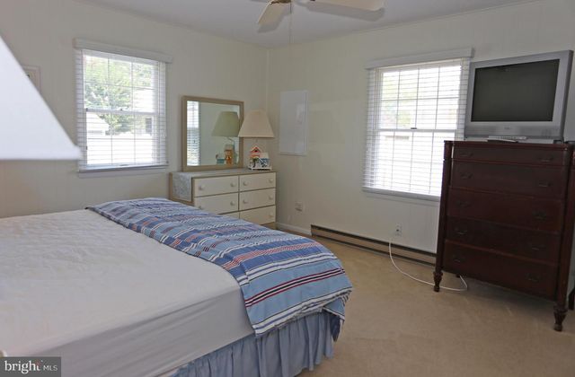 327 COUNTRY CLUB DR, Rehoboth Beach, DE 19971
