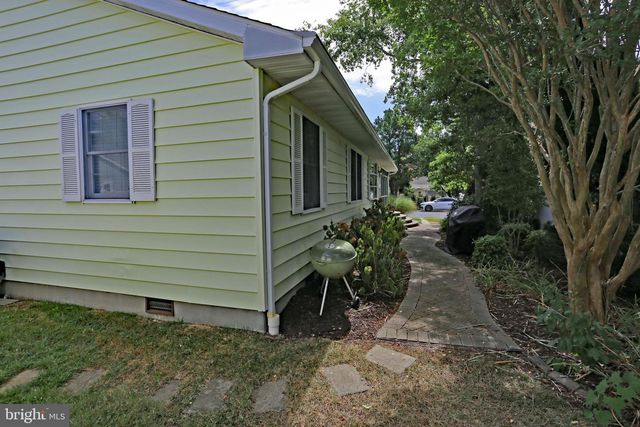 327 COUNTRY CLUB DR, Rehoboth Beach, DE 19971