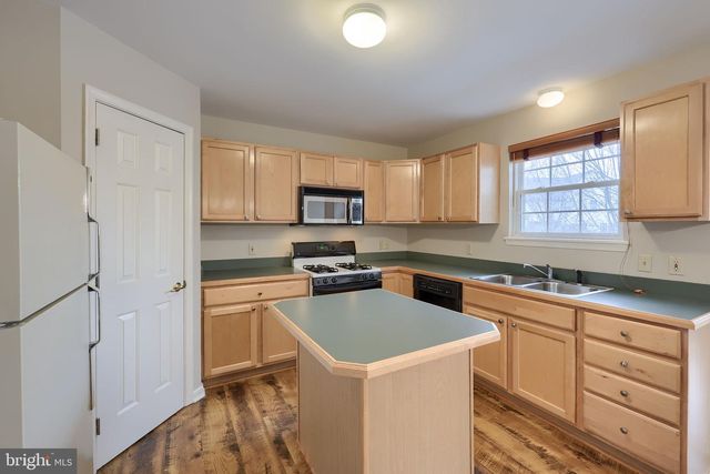 211 SEPTEMBER WAY, York, PA 17403