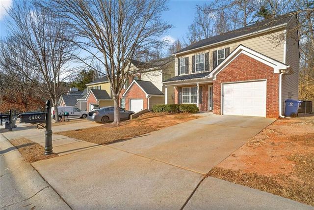 4406 Ravenwood Drive, Union City, GA 30291