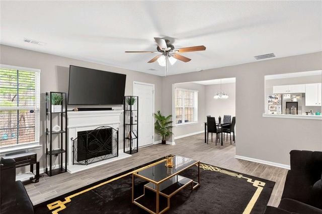 4406 Ravenwood Drive, Union City, GA 30291