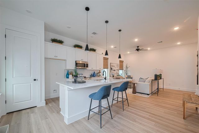 1462 Ferguson Way, Houston, TX 77088