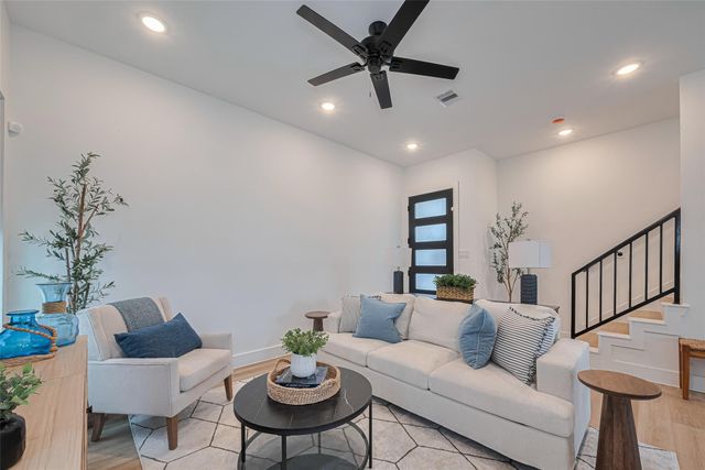 1462 Ferguson Way, Houston, TX 77088