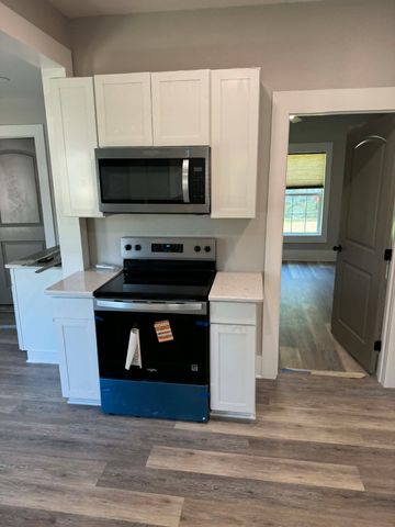 230 SW Live Oak, Dublin, TX 76446