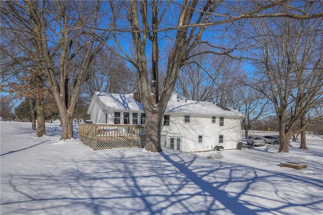 25807 E State Route 58 Street, Pleasant Hill, MO 64080