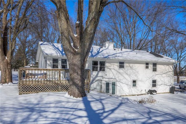 25807 E State Route 58 Street, Pleasant Hill, MO 64080