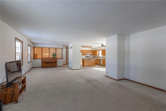 25807 E State Route 58 Street, Pleasant Hill, MO 64080