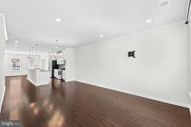 45137 KINCORA DR, Sterling, VA 20166