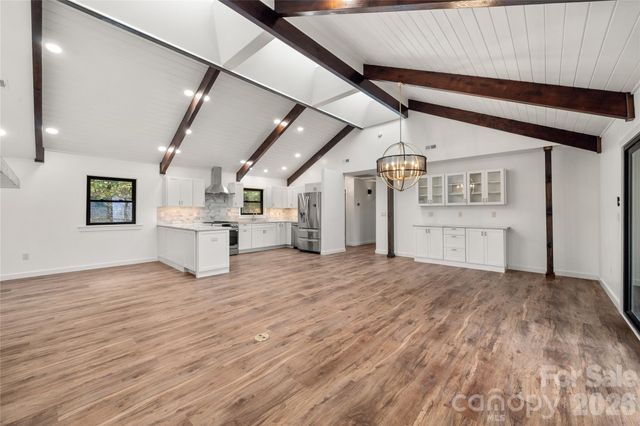 453 Friendly Acres Drive, Waynesville, NC 28786