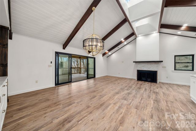 453 Friendly Acres Drive, Waynesville, NC 28786