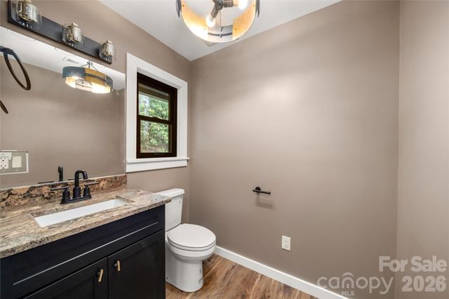 453 Friendly Acres Drive, Waynesville, NC 28786