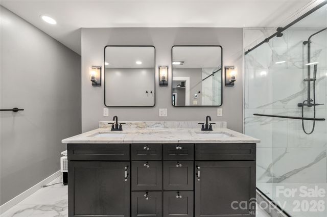 453 Friendly Acres Drive, Waynesville, NC 28786