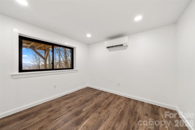 453 Friendly Acres Drive, Waynesville, NC 28786