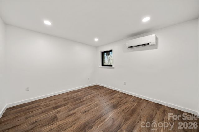 453 Friendly Acres Drive, Waynesville, NC 28786