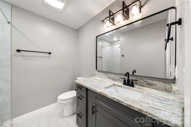 453 Friendly Acres Drive, Waynesville, NC 28786