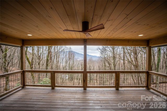 453 Friendly Acres Drive, Waynesville, NC 28786