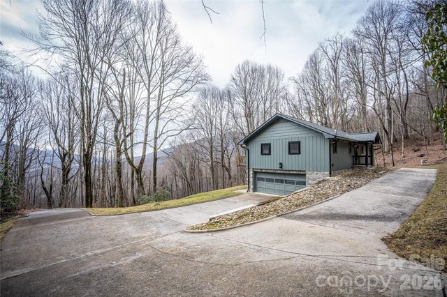 453 Friendly Acres Drive, Waynesville, NC 28786