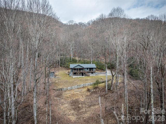 453 Friendly Acres Drive, Waynesville, NC 28786