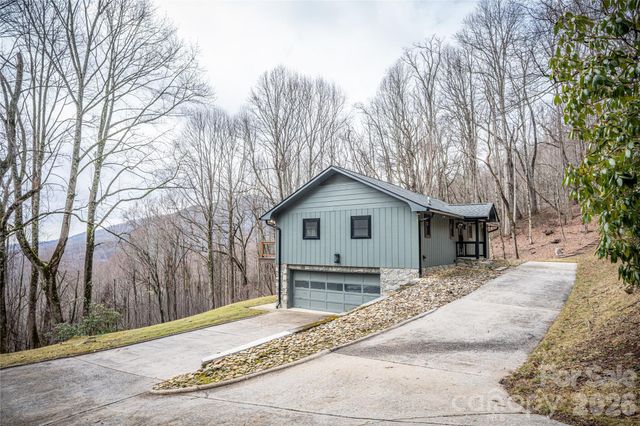 453 Friendly Acres Drive, Waynesville, NC 28786