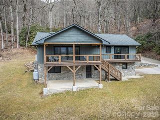 453 Friendly Acres Drive, Waynesville, NC 28786