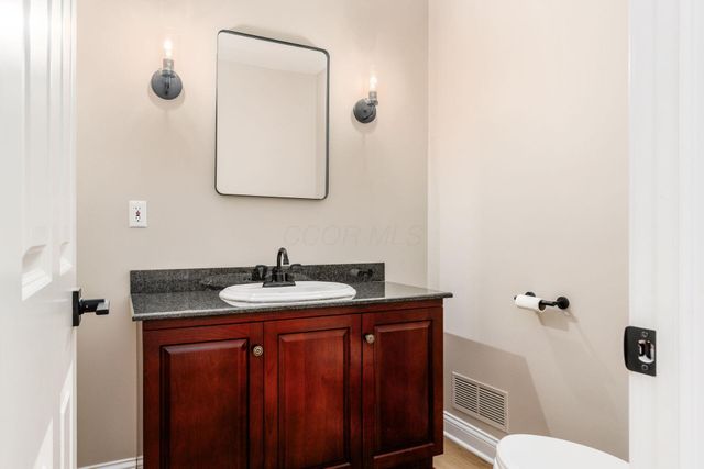 5137 Chaffinch Court, Dublin, OH 43017