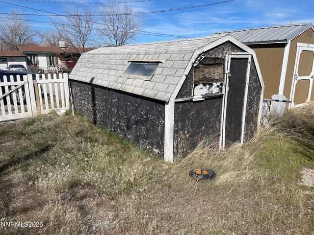 395 Nevada Avenue, Imlay, NV 89418