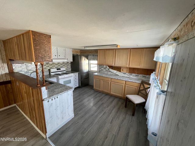 395 Nevada Avenue, Imlay, NV 89418