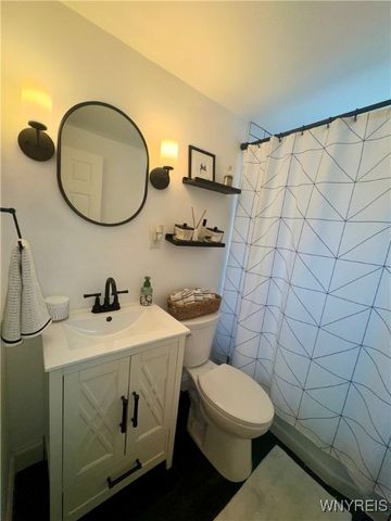 149 Wrexham Court South, Tonawanda, NY 14150