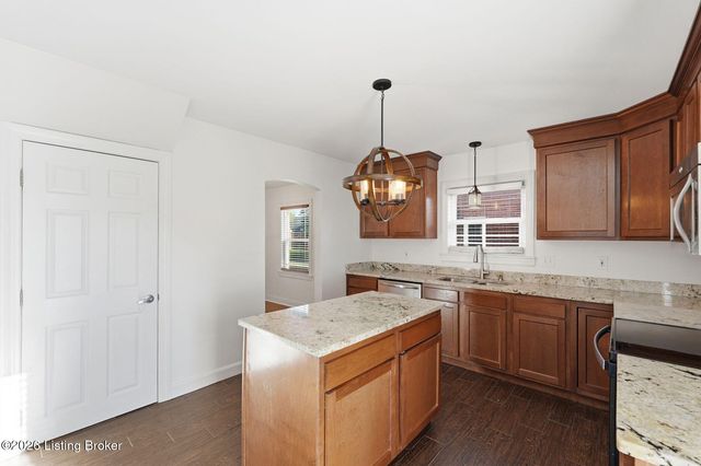 225 Brown Ave, Louisville, KY 40207