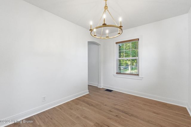 225 Brown Ave, Louisville, KY 40207