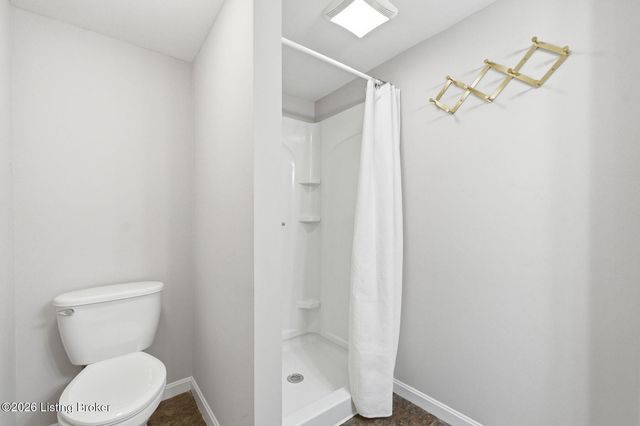 225 Brown Ave, Louisville, KY 40207