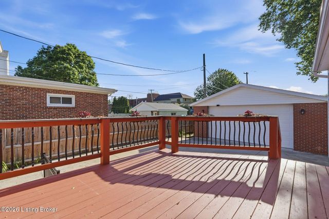 225 Brown Ave, Louisville, KY 40207