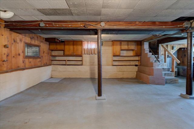 1053 Mitscher AVENUE, Hillsboro, WI 54634