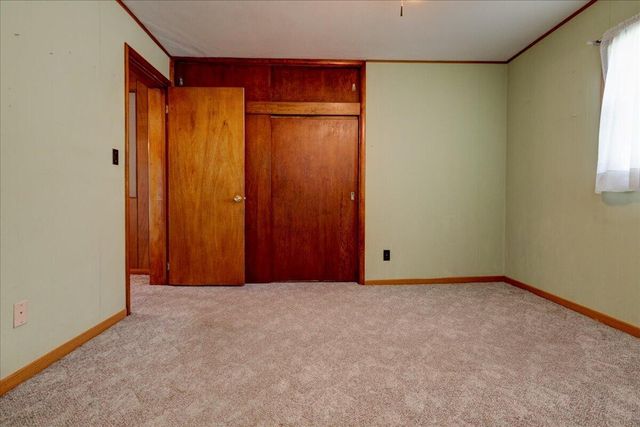 1053 Mitscher AVENUE, Hillsboro, WI 54634