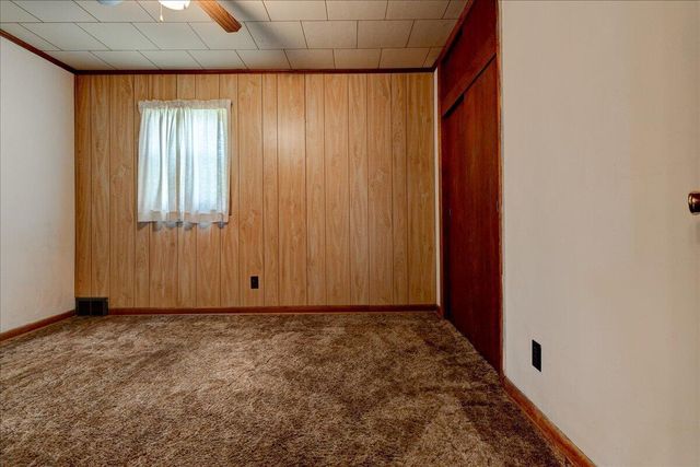 1053 Mitscher AVENUE, Hillsboro, WI 54634