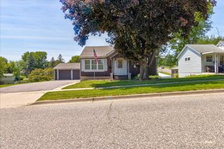 1053 Mitscher AVENUE, Hillsboro, WI 54634