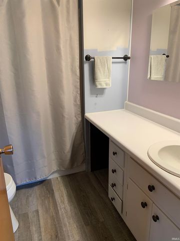 719 Moeller Road, New Haven, IN 46774