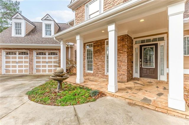 8805 Saddle Trail, Ball Ground, GA 30107