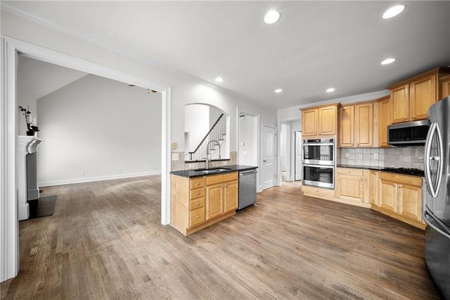 8805 Saddle Trail, Ball Ground, GA 30107