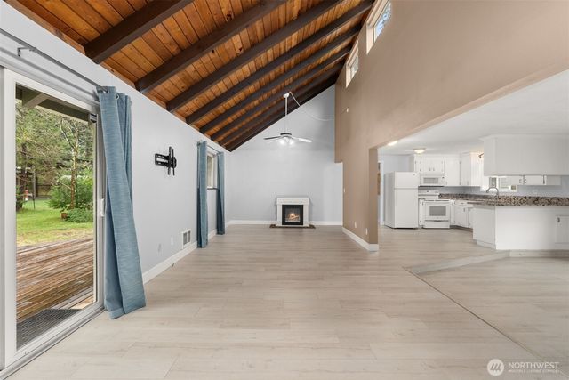 9918 168th Avenue SW, Rochester, WA 98579