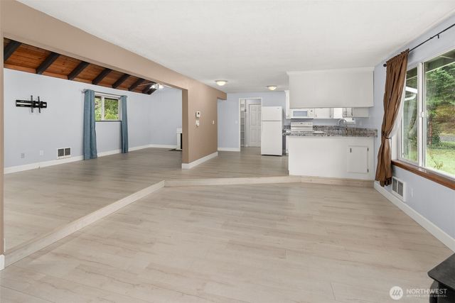 9918 168th Avenue SW, Rochester, WA 98579