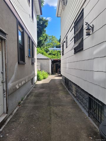 2205 E 15th Street, Brooklyn, NY 11229