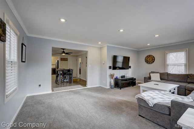 1512 Dover Street, Ferndale, MI 48220