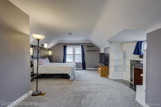 1512 Dover Street, Ferndale, MI 48220