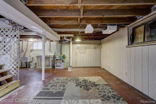 1512 Dover Street, Ferndale, MI 48220