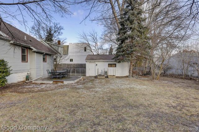 1512 Dover Street, Ferndale, MI 48220